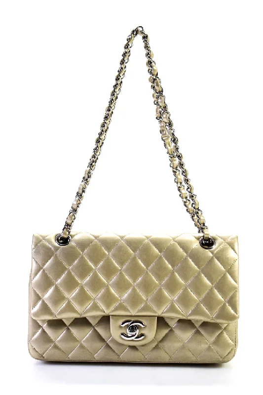 Chanel Womens Silver Tone Logo Quilted Double Flap Metallic Crossbody Handbag Beige