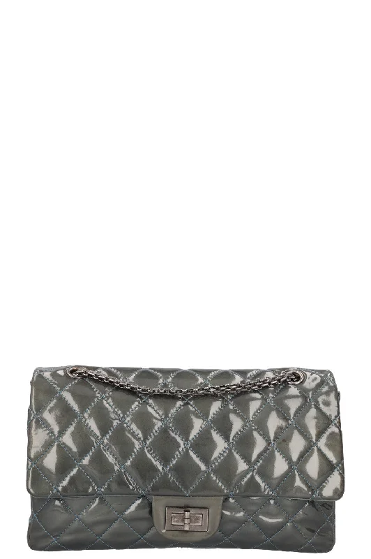 CHANEL 2.55 Reissue Double Flap Bag Maxi Green Patent