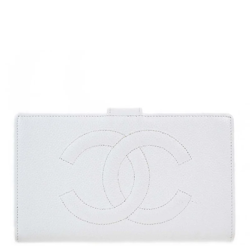 Chanel 1997-1999 White Caviar Bifold Wallet