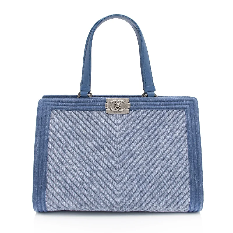 Chanel Chevron Denim Boy Tote (SHF-z2AHH6)