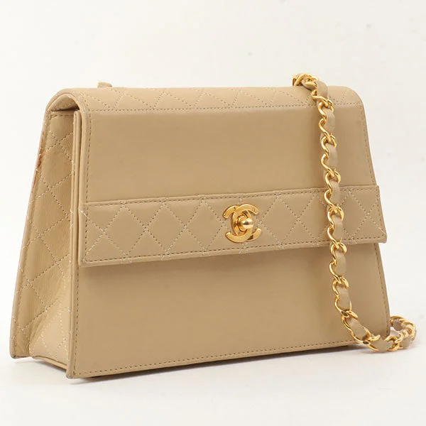 Chanel Around 1990 Made Design Flap Turn-Lock Chain Bag With Pouch Beige