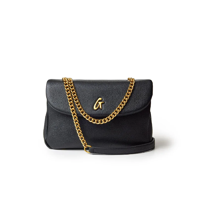 MEDIUM PEBBLE FLAP BAG - BLACK