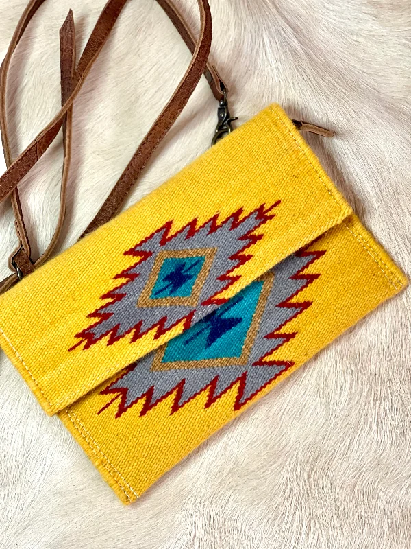 Santa Fe Wool Clutch/Crossbody