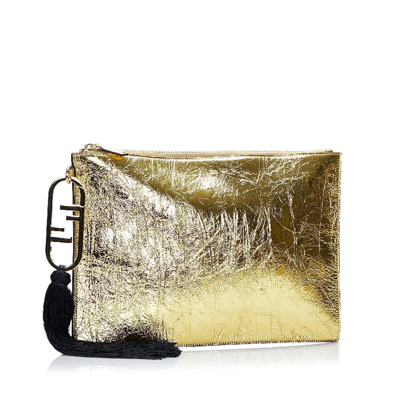 Fendi Metallic FF Tassel Clutch Bag (SHG-TuKBOV)