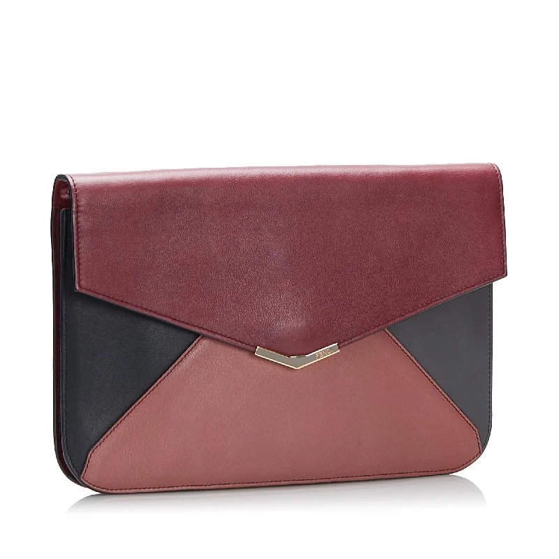 Fendi 2Jours Envelope Clutch (SHG-9DEHuh)